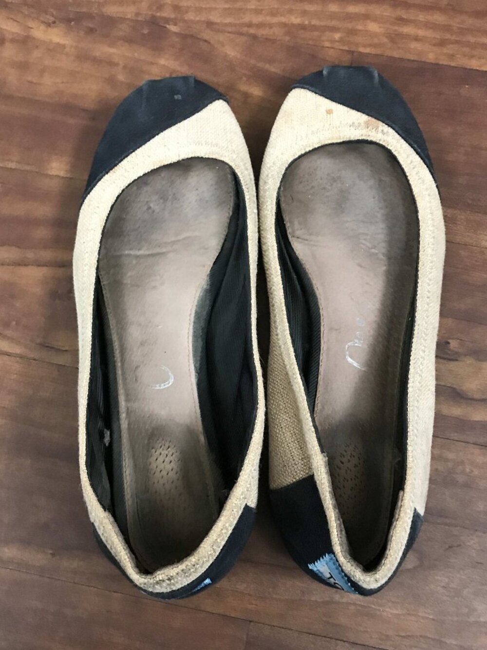 Women's Well Worn TOMS Brown Ballerina Flats Size 7